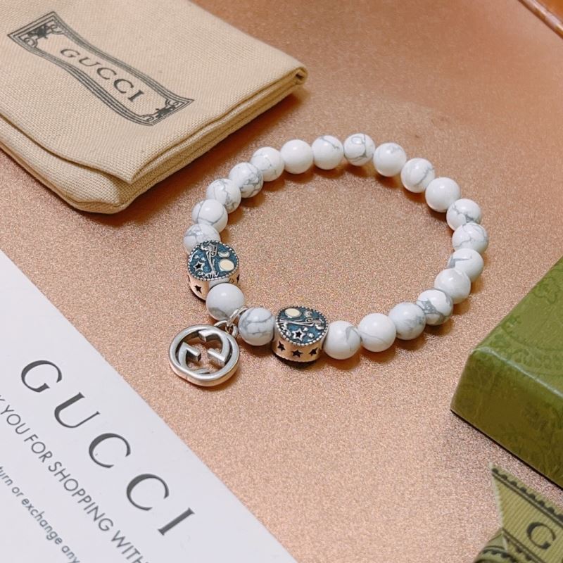G*u*i bracelets